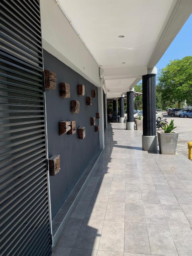 T+ Hotel Sungai Petani Exterior foto